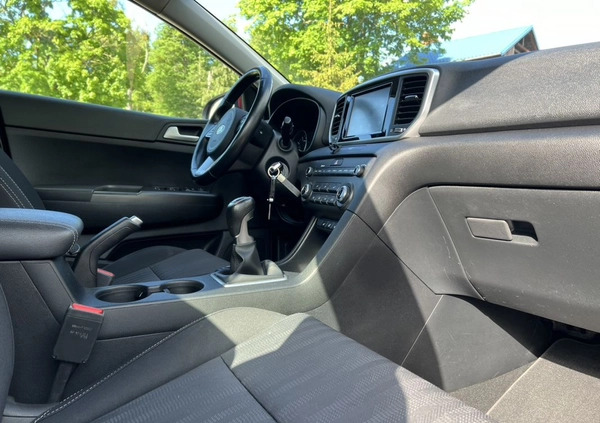 Kia Sportage cena 77990 przebieg: 124000, rok produkcji 2019 z Bełżyce małe 704